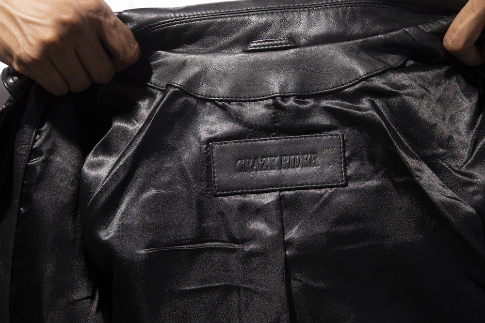横浜銀蝿×リューグーレザーズ】共同プロジェクト商品「CRAZY RIDER」の 