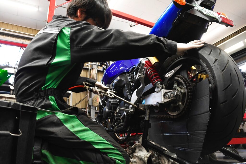 ◆◇車検、令和2年6月まで!!◆◇SR 400-3◆◇H16年式!!　カスタム多数で機関も良好!!　タイヤの山もあり!!◆◇関東近県即日自社配送可!! ロッキー（ダイハツ）Ｘ（2020年6月）｜カタログから中古車を探すなら