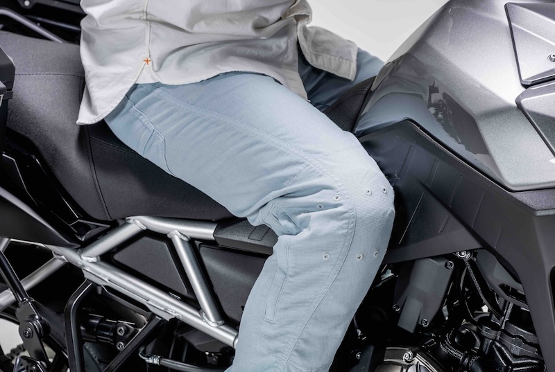 BMC エアインテーク空冷式ジーンズ｜２りんかん