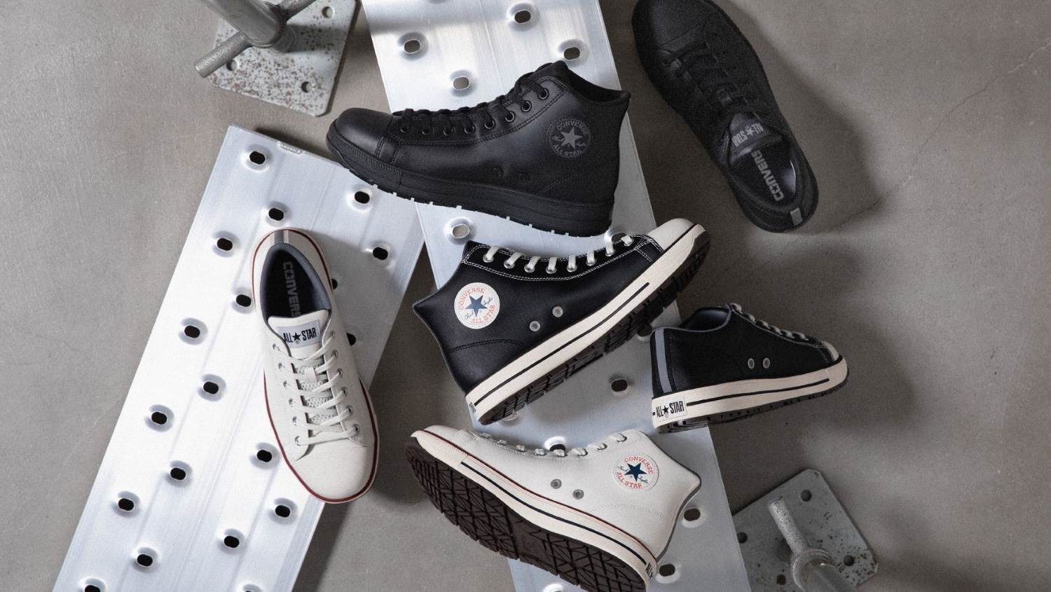 CONVERSE ユニークデザイン ハイカットスニーカー2足 2輪業界初！あのコンバースワーキングシューズが2りんかんに登場