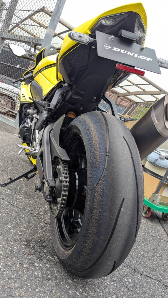 プロライダーと230km/hでタンデム体験!JSB1000の舞台裏もご紹介|2りんかん