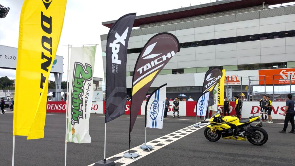プロライダーと230km/hでタンデム体験!JSB1000の舞台裏もご紹介|2りんかん