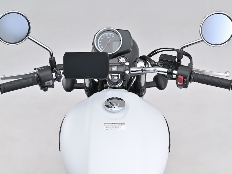 Mioバイク用ドライブレコーダー＆スマートモニター｜２りんかん