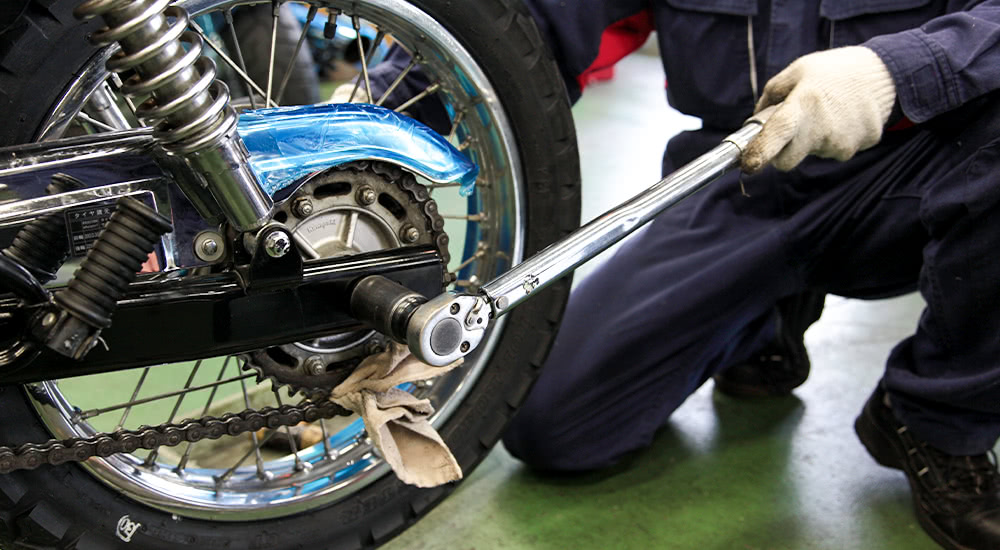 タイヤ交換 ２りんかんこだわりのpit作業 バイク車検も修理もおまかせください