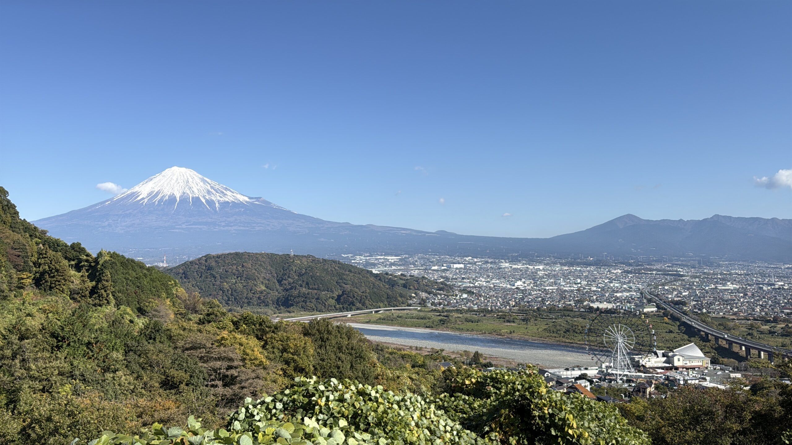 富士川サービスエリア近く展望スポット
